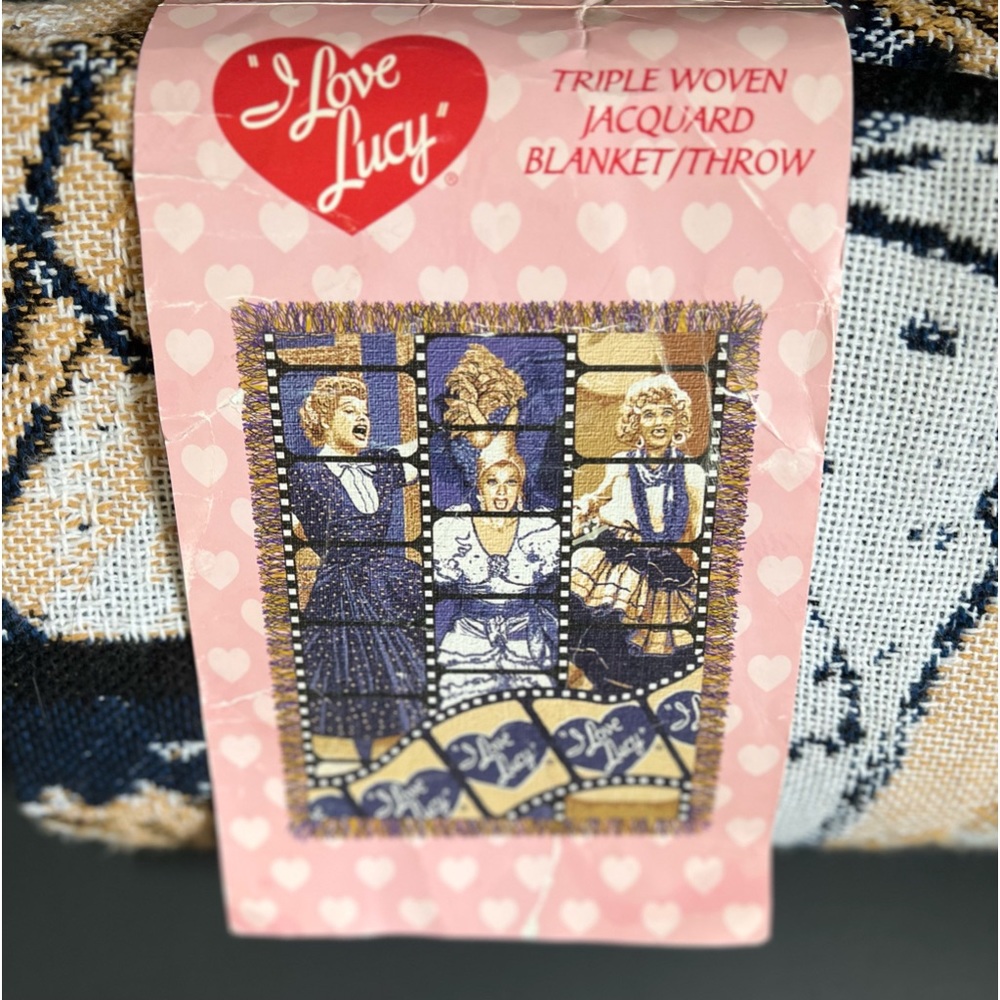I LOVE LUCY THROW BLANKET